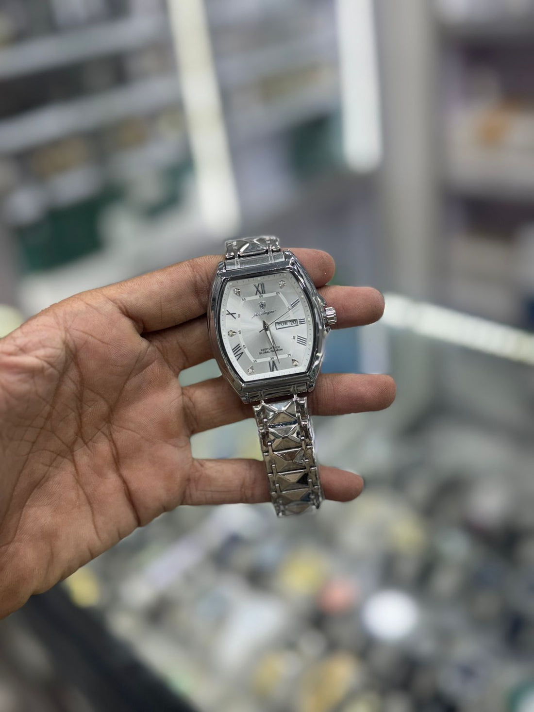 Poedagar Tonneau Watch – Diamond Markers | White & Green Dial | Steel Bracelet